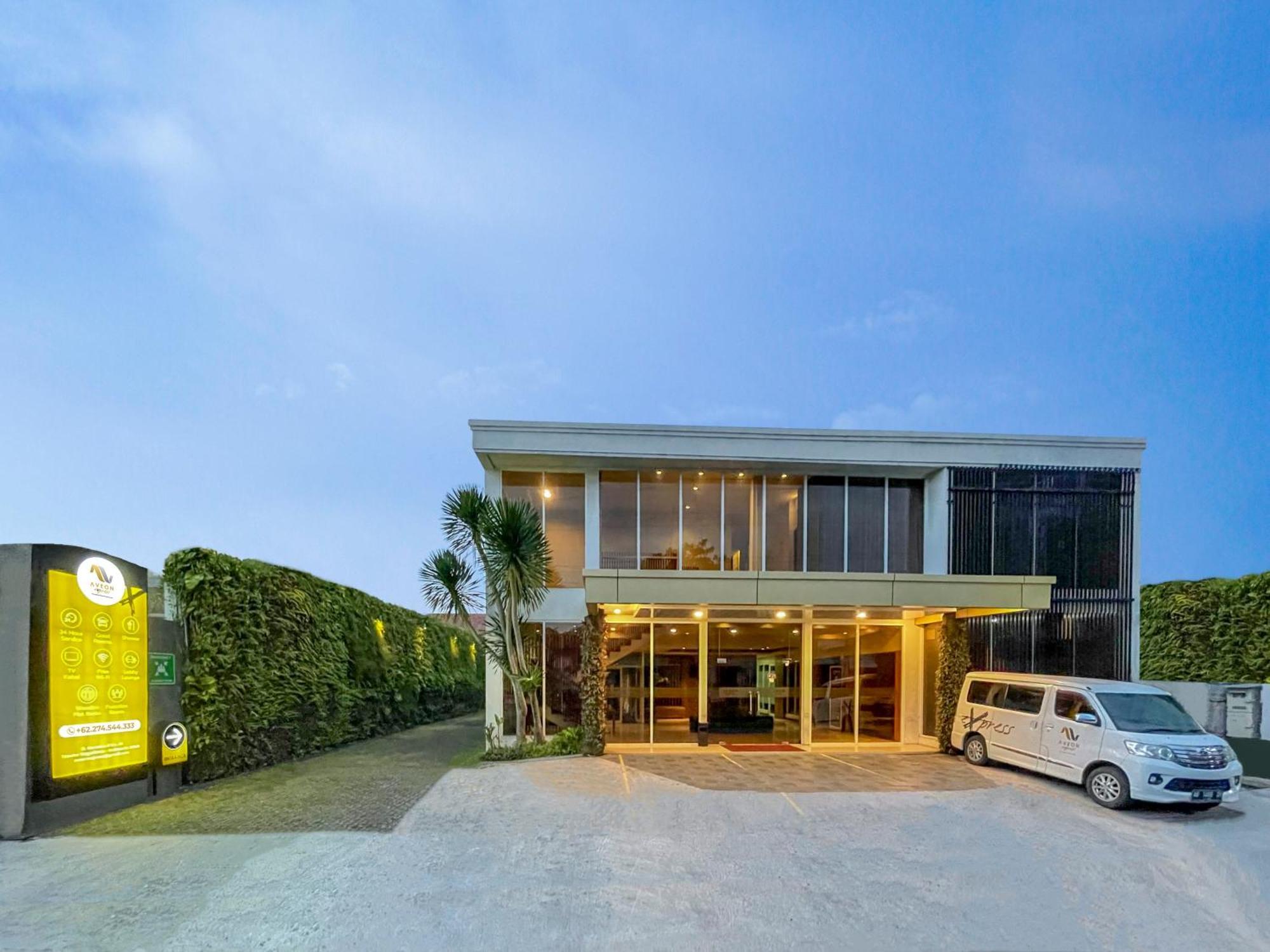 Aveon Express Hotel By Daphna International Jogyakarta Zewnętrze zdjęcie